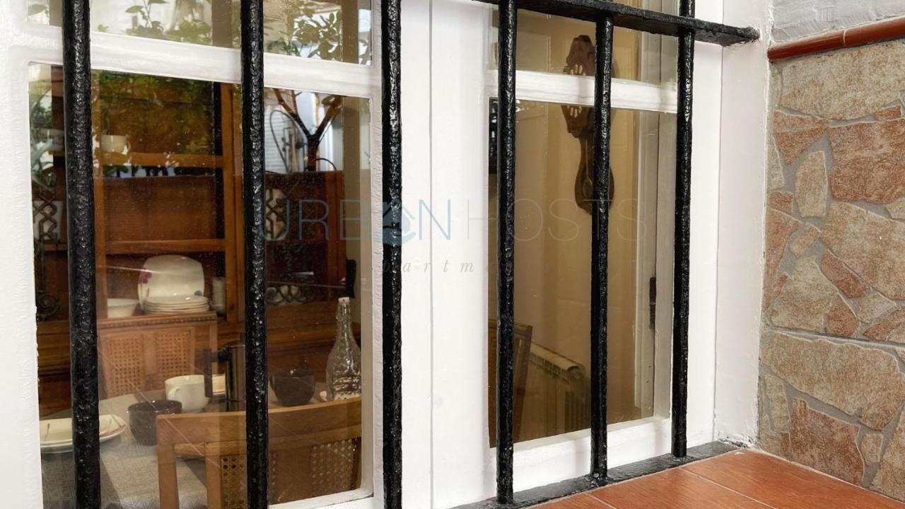 Vivienda Turistica Con Encanto Centrico, Wifi Y Patio Bilbao Exteriör bild